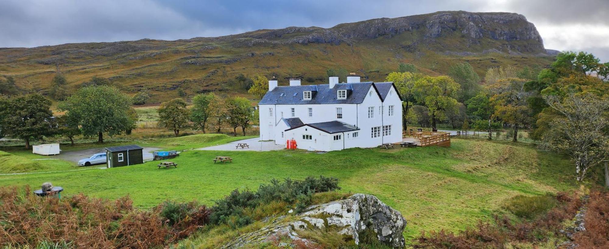 Inchnadamph Explorers Lodge エクステリア 写真