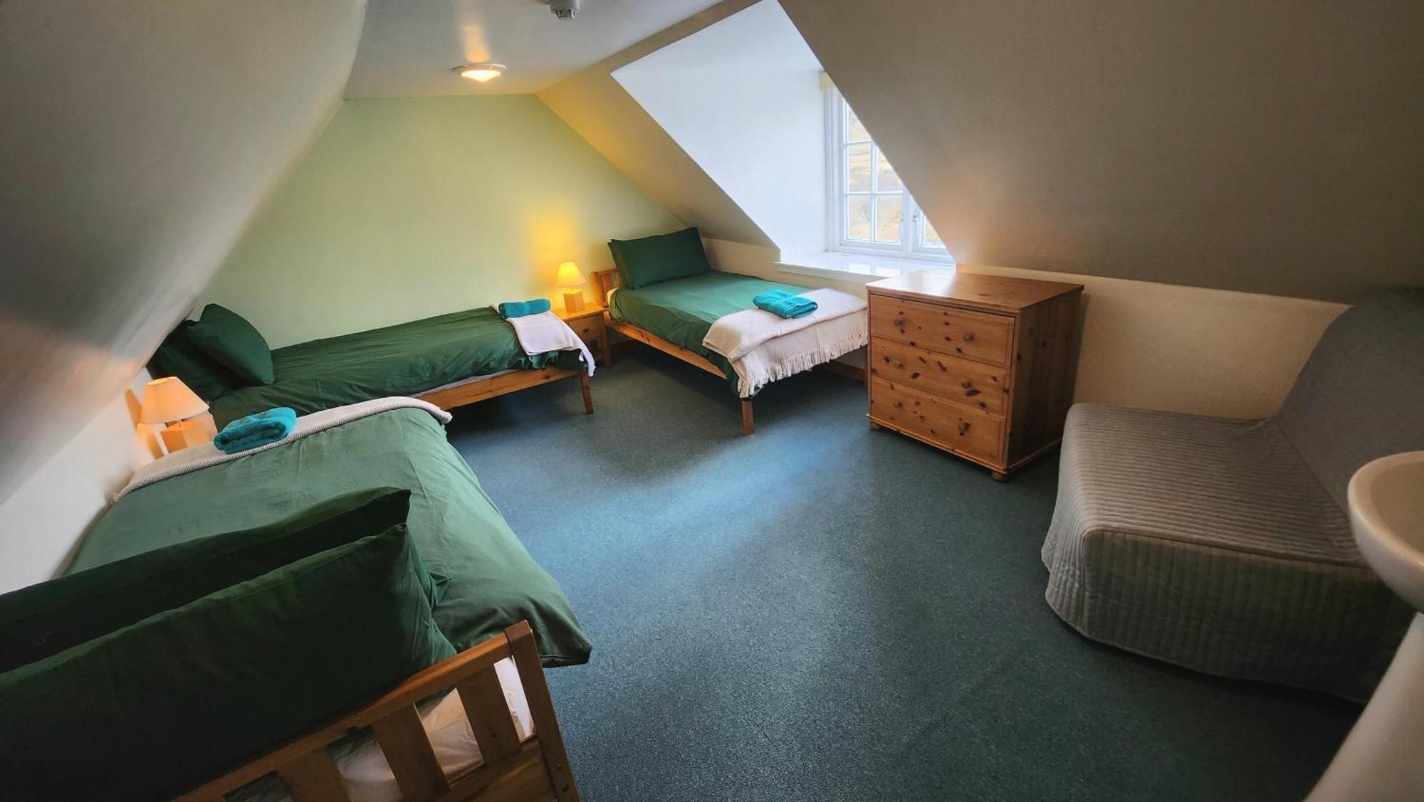 Inchnadamph Explorers Lodge エクステリア 写真