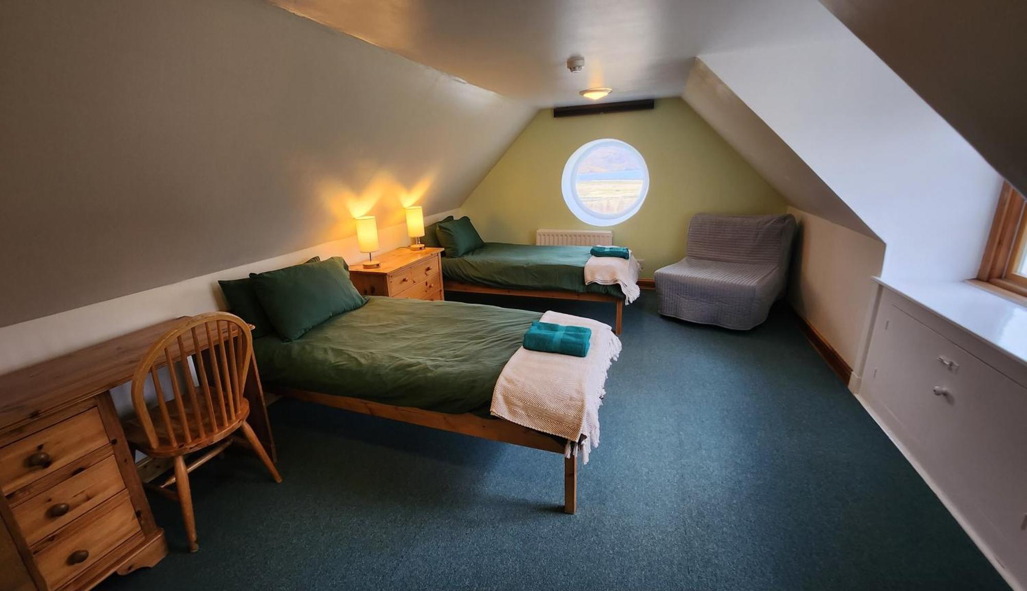 Inchnadamph Explorers Lodge エクステリア 写真