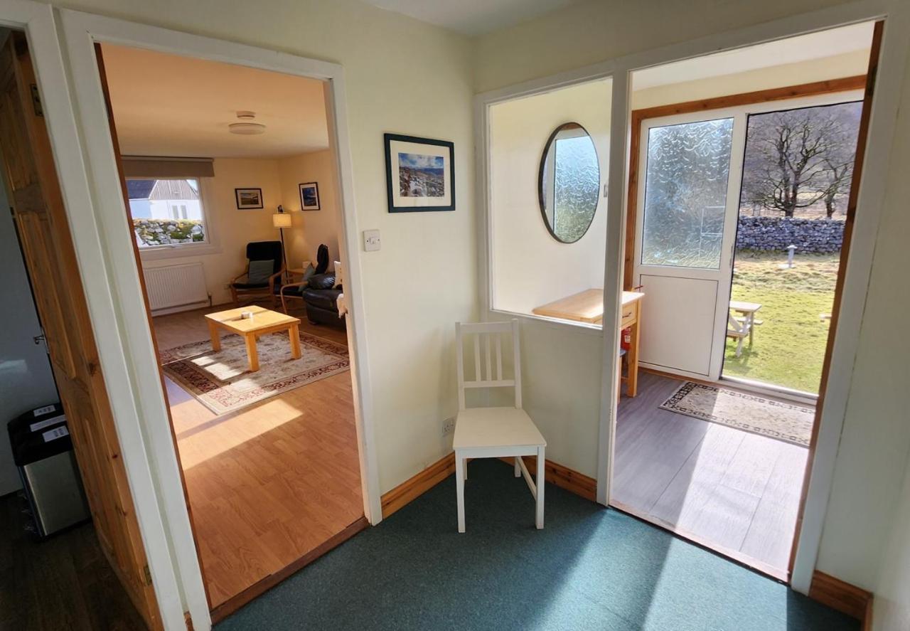 Inchnadamph Explorers Lodge エクステリア 写真